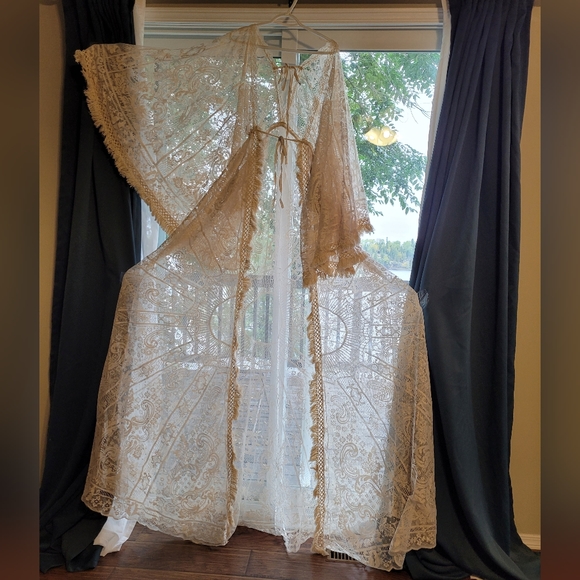 Boho lace maternity wedding dress - Picture 2 of 2